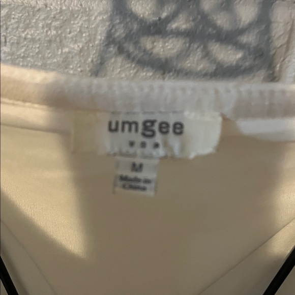 Umgee Cream and Tan Dress size medium - Picture 2 of 7